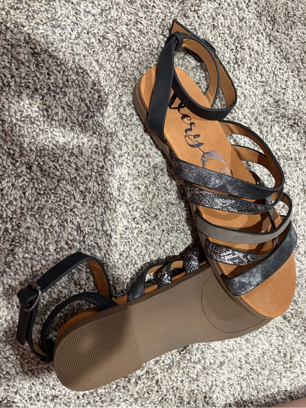 Very G Black and Tan Multi-Strap Sandals